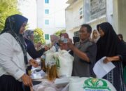 Bantuan Pangan Disalurkan ke 1.744 Warga Ulee Kareng, Dukung Ketahanan Ekonomi Masyarakat