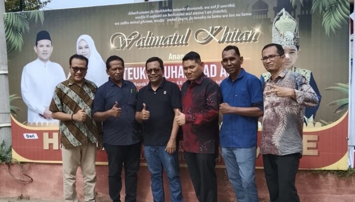Ketua PW IWO Aceh Hadiri Khitanan Anak KCP Bank Aceh, Sekaligus Perkuat Soliditas di PD IWO Pidie Jaya