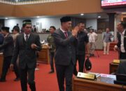 Sekda Aceh Hadiri Paripurna Persetujuan Tiga Raqan Inisiatif DPRA