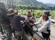 Dandim 0108/Aceh Tenggara Turun Langsung Bersama Warga Pasang Tali Sling Jembatan Gantung Perintis Garuda di Desa Teger Miko