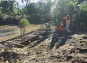 Pondasi Jembatan Beton di Desa Lawe Serke, Aceh Tenggara Mulai di Cor