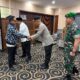 Wakapolda Aceh Sambut Kedatangan Mendagri Muhammad Tito Karnavian di Bandara SIM