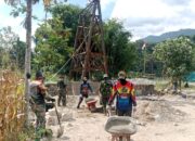 Percepat Pembangunan Jembatan Gantung, Kodim 0108/Agara dan Warga Gotong Royong Kumpulkan Material Batu di Sungai Kali Alas, Aceh Tenggara 