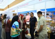Kapolda Aceh Kunjungi Stan Bhayangkari Daerah Aceh di Bazar Kreasi Bhayangkari Nusantara 2026