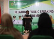 50 Istri Keuchik Ikuti Pelatihan Public Speaking, Wali Kota Banda Aceh Tekankan Pentingnya Komunikasi