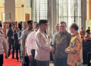 Hadiri Opening Ceremony HDA Ke-21, Kapolda Aceh Terima Penghargaan dari Gubernur