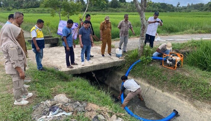 Pemkab Aceh Besar Salurkan Pompa Air ke Sawah Seulimeum, Cegah Gagal Panen Saat Kemarau