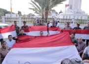 Wali Kota Illiza Kick-off Gerakan Pembagian Bendera Merah Putih di Banda Aceh