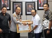 Kapolda Aceh Terima Penghargaan dari AMSI sebagai Tokoh Humanis Pemelihara Kamtibmas