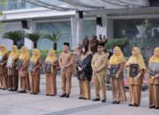 Perkuat Tata Kelola Layanan Kesehatan, Illiza Serahkan SK PPK BLUD ke 11 Puskesmas