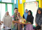 Farid Nyak Umar Salurkan Asupan Nutrisi untuk Anak di Tiga Gampong Banda Aceh